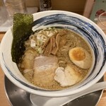 麺や 神龍 - こく旨醤油らーめん　890円