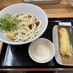 自家製さぬきうどんと肉 新橋甚三 - 鯛ちくわ温玉ぶっかけ(温)