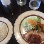 マルクル - 日替りランチ(今日はポークチャップ)