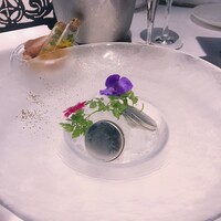 ザ・レギャン・トーキョー - 中に入っているキャビアが美味しい