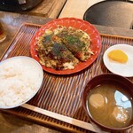Kojimaya - お好み焼き定食　380円