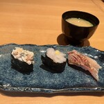 Sushi Ei Hanayagi - 一番右ののどぐろは身が厚くて大満足の一貫！