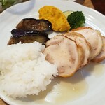 キッチン ブルー グローブ - ご飯を乗せ、ソースを吸わせる