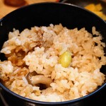 べん天うどん - 令和5年10月
ランチタイム(11:00〜15:00)
セットのかやくご飯 税込100円