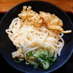 べん天うどん - 令和5年10月
ランチタイム(11:00〜15:00)
とり天ぶっかけうどん冷 税込550円
セットのかやくご飯 税込100円