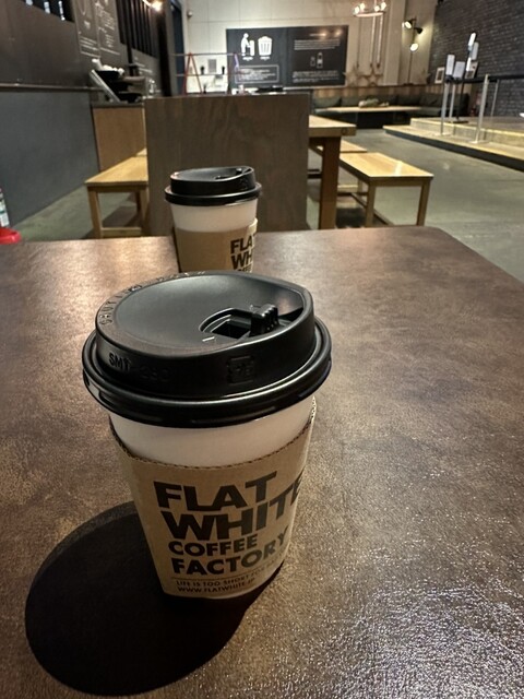 フラットホワイト コーヒー ファクトリー 三春店（FLATWHITE COFFEE FACTORY） - 舞木（カフェ）の写真