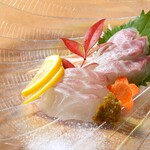 Ookuraya Honten - 本日のおすすめ　鯛のお刺身