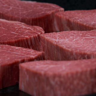 Kaiseki course using Kobe beef, specially selected Japanese black beef and carefully selected ingredients