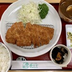 Nomikuidokoro Tonkatsu Suzume - とんかつ定食　¥1,500