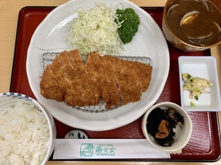 Nomikuidokoro Tonkatsu Suzume - とんかつ定食　¥1,500