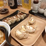 あご出汁 餃子ゆでタン アントニオ - 