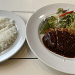 洋食とステーキ 健 - 