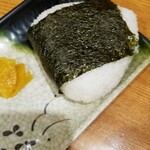Kushidori - おにぎり鮭 255円
