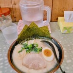 濃厚とんこつ 金沢家 - ラーメン(塩)
