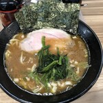 七代目武道家 - イベントの定食の半麺ラーメン