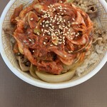 すき家 - ねぎキムチ牛丼。