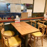 Okinawan Kafe Koza - 2〜３名様用お席