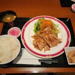 ホテルマイステイズ立川 - 料理写真:生姜焼き定食(ご飯大盛り・税込900円)