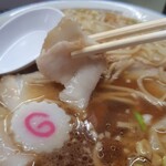 Chuukasoba Mitaka - 豚バラのようなチャシュー郡　スープと合います！