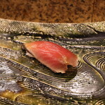 にぎり鮨 一五〇 - 戻りガツオ