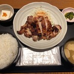 はなの舞 - 
            鶏モモ西京焼き定食¥1,089円。大盛りご飯の量が凄い！