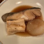 割烹 尚 - 銀鱈優しいお味です豆腐と大根