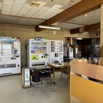 ドライブイン日本海 - 店内の様子