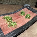 焼肉ハウス大将軍 - ローリングネギタン塩