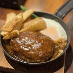 BLACK POT - シチュー煮込ハンバーグ