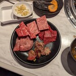 焼肉食べ放題ブラックホール - 