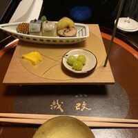 菊乃井 本店 - 鯖寿司はサフラン味　松葉そうめん楽し
