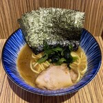 Mendokoro Takabisha - ラーメン690円麺硬め。海苔増し100円。