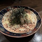 ビレッジ - パリパリのピザ風。チーズと海苔たっぷりで♪秒で消えた。笑