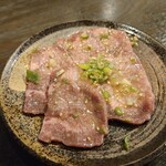 Kurogewagyuuittougaiyakinikugyoutokuen - 上タン塩