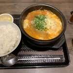 カルビ丼とスン豆腐専門店 韓丼 - 