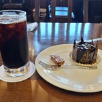 ガトー・ド・ボワ ラボラトワール - ギャラクシーとアイスコーヒー