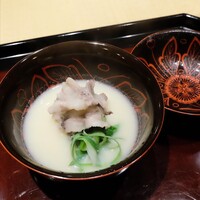 青蓮院門跡前 月おか - 