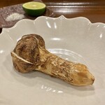 勢麟 - 松茸の炭火焼き