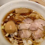 Mendokoro Kagetora Honta - 鶏だし醤油味玉ラーメン