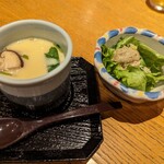 梅丘寿司の美登利総本店 - コースの茶碗蒸しとカニ味噌のサラダ