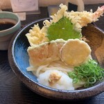 本格手打ちうどん とも作 - 