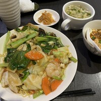 美林華飯店 - 