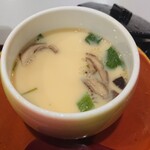 Yoroi Zushi - 茶碗蒸し