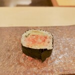 鮨 たかはし - ウニトロタク