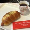 Bon Coeur - シャウエッセンロール 330円と無料コーヒー
