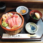 すし処ひしの木 - 日替り8種丼