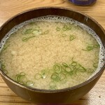 おぐろのまぐろ - マグロのあら汁