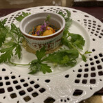 トゥ・ラ・ジョア イズム - 