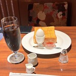 珈琲茶館 集 - お皿まで温かいモーニング とても美味い！