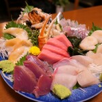 江戸政寿司 - （2023/9月）貝類とお刺身の盛り合わせ